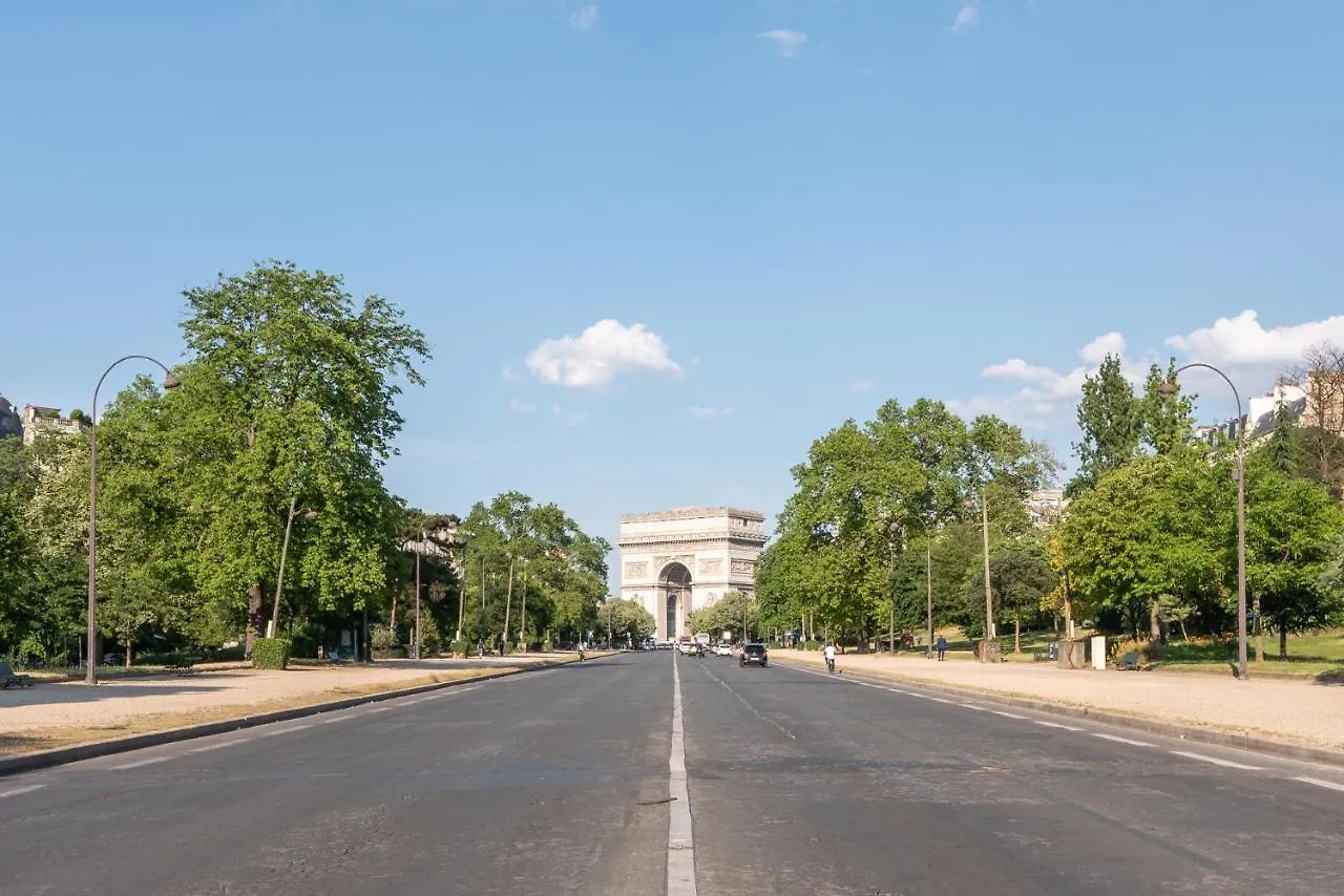 Luxurious Flat Rue De La Pompe Apartment Paris