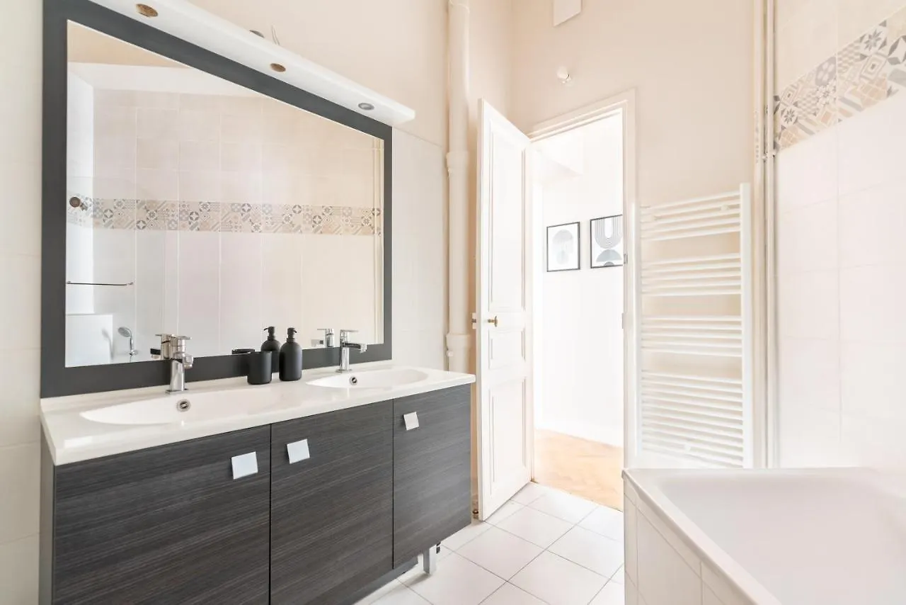 Luxurious Flat Rue De La Pompe Apartment Paris 0*,  France